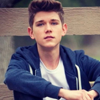 Devan Key Biography